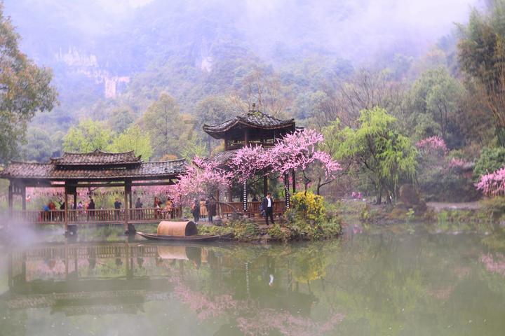 贪玩蓝月