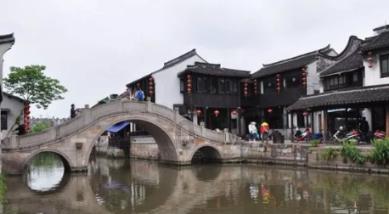 拯救被困的穷人