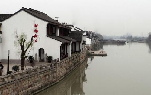 枪弹地牢