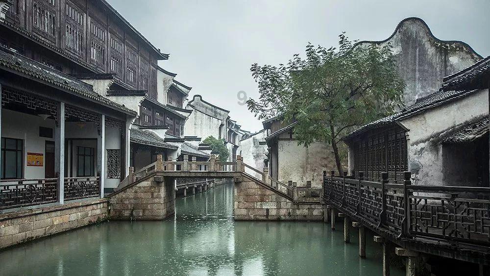 艾米高中校服